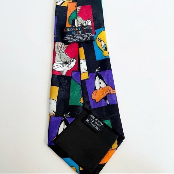 🚨4$25 VINTAGE 90s LOONEY TUNES Mania Mens Tie - Picture 3 of 3